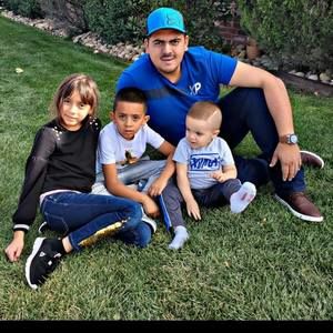 Meet your Posher, Daniel